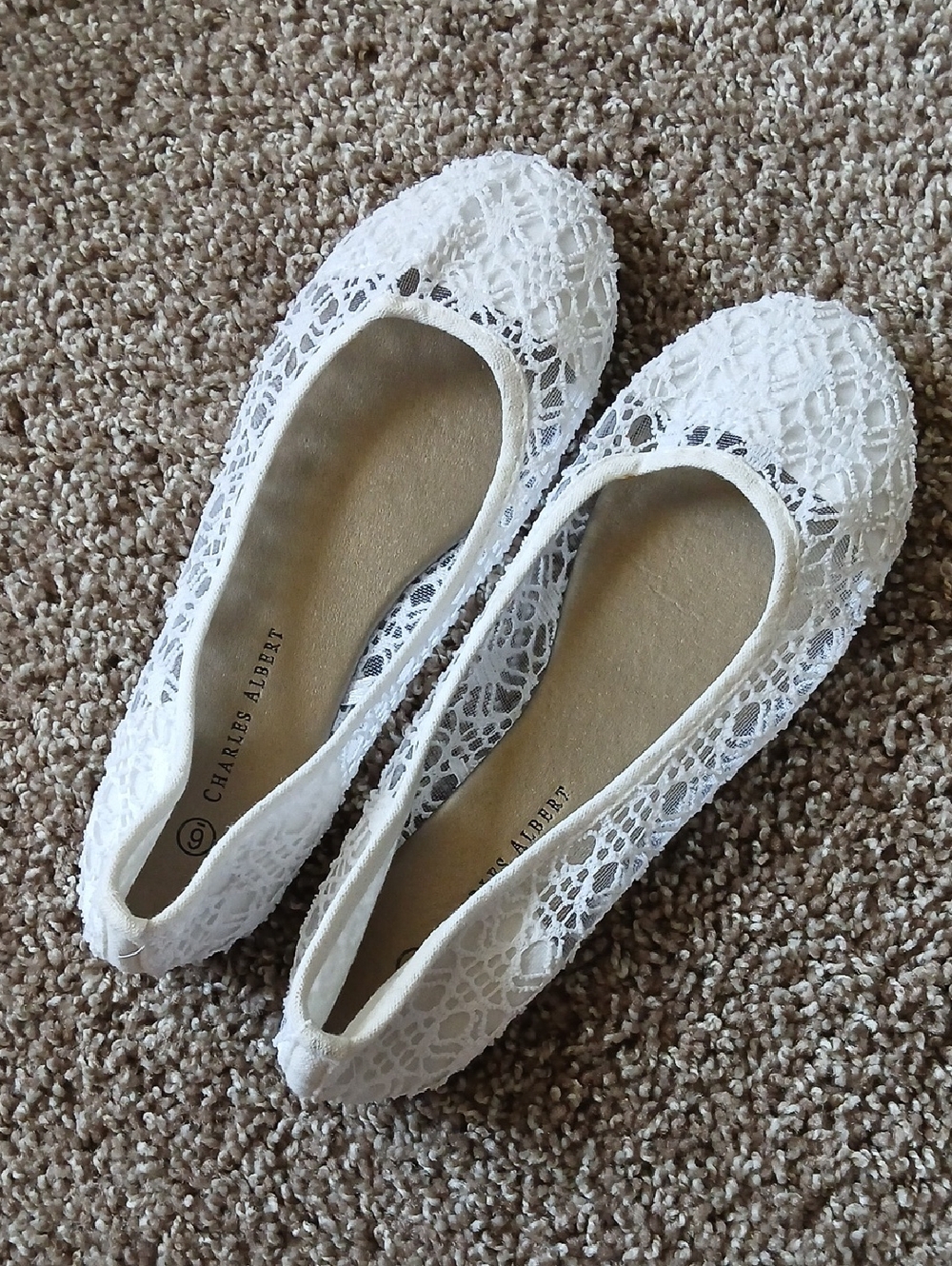 Charles Albert White Crochet Lace Ballet Flats Size 6